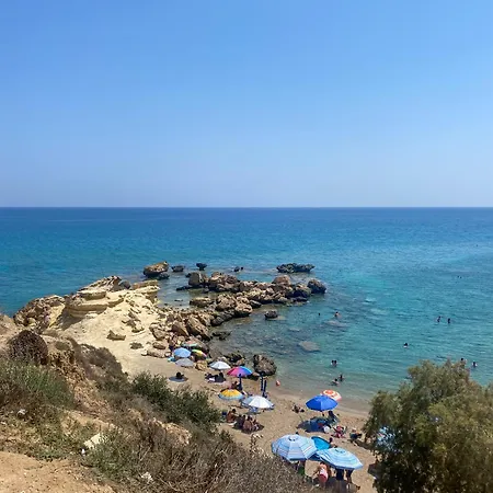 Serenity With Pool דירה פאראלימני