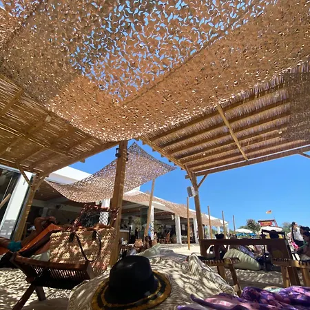 Serenity With Pool Διαμέρισμα